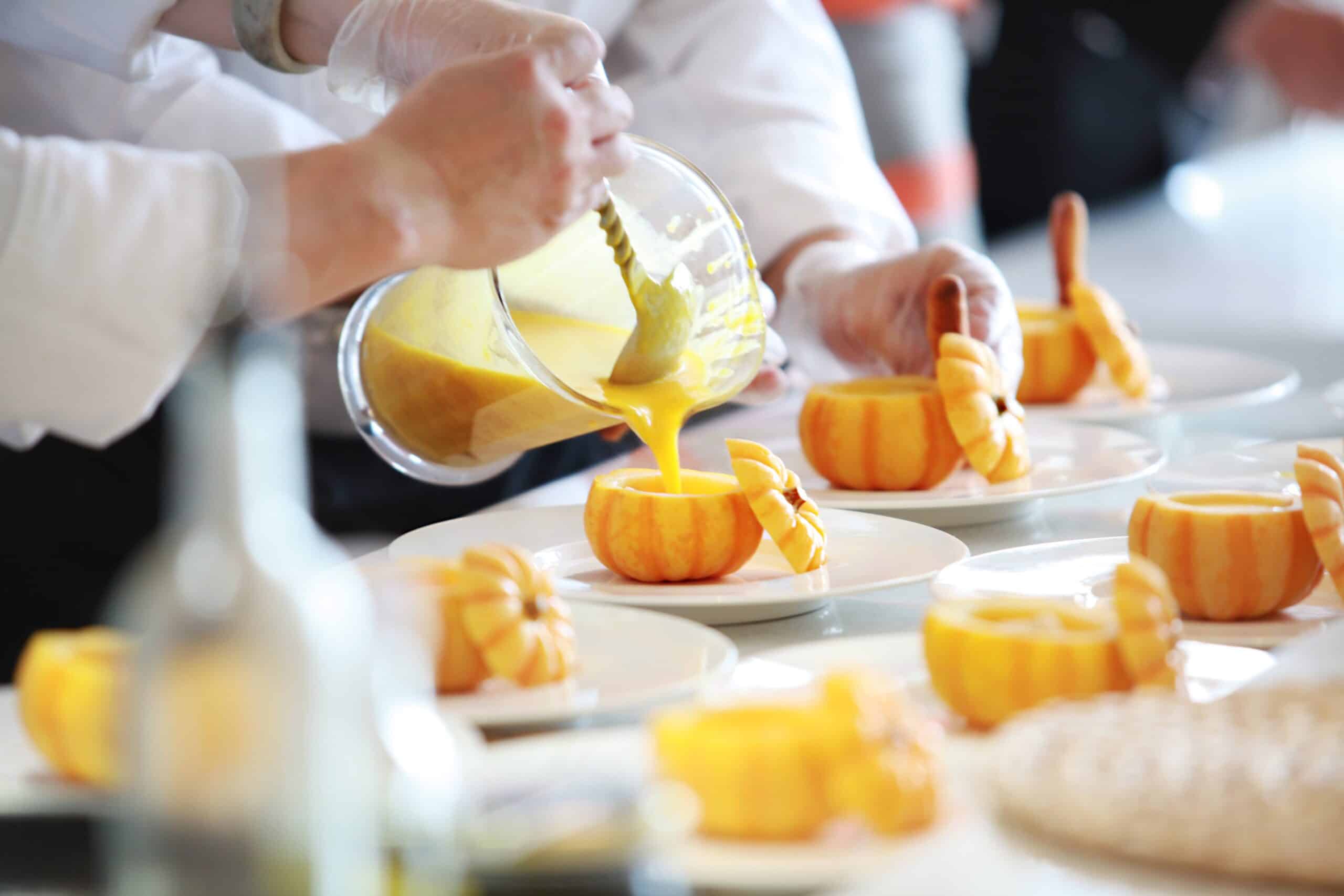Wedding Catering Photo by Pietro Jeng: https://www.pexels.com/photo/fruit-shake-pouring-on-fruit-671956/