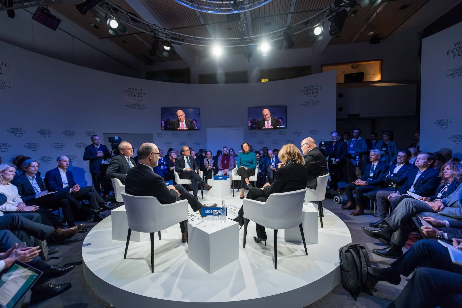 Image Title: Lead Generation World London Image Description: Panel members sitting on a chair discussing the latest marketing trends Alt Text: Performance marketing Source: https://unsplash.com/photos/people-in-conference-nwLTVwb7DbU