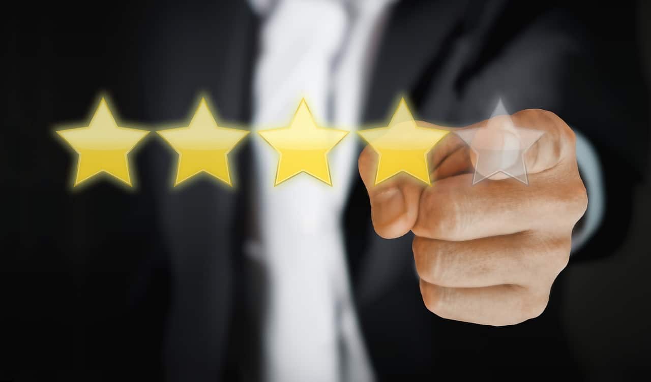 Image by Tumisu from Pixabay https://pixabay.com/photos/review-opinion-feedback-stars-5207277/